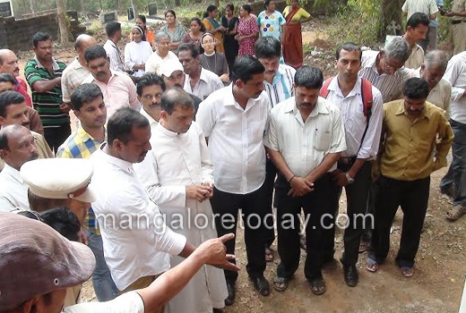 Miscreants target St Joseph Vaz Shrine at Panir 4